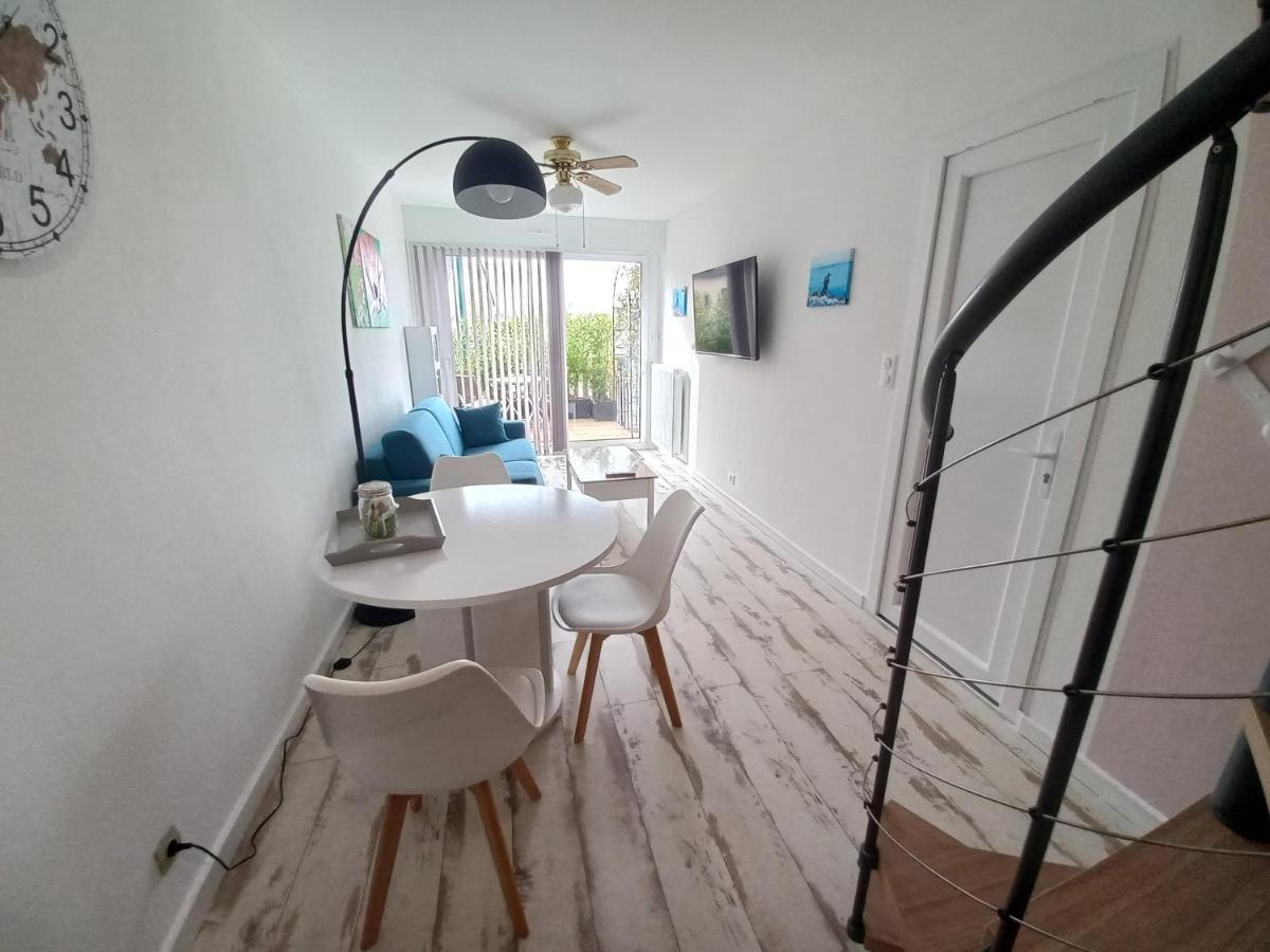 Duplex Du Bois D'Amour แก็งแปร์ ภายนอก รูปภาพ